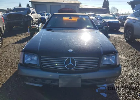 1995 Mercedes-Benz Sl 500 z USA, uszkodzony, nr VIN WDBFA67E9SF111799